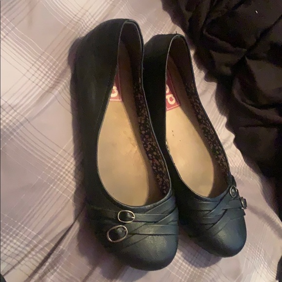 COPY - Black flats - Picture 4 of 5